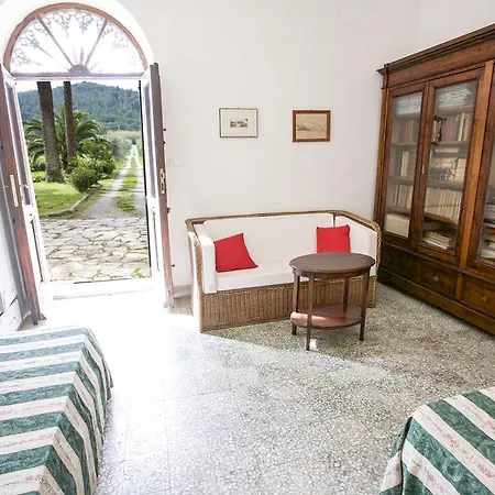 Podere San Marco アパート ポルトフェッラーイオ